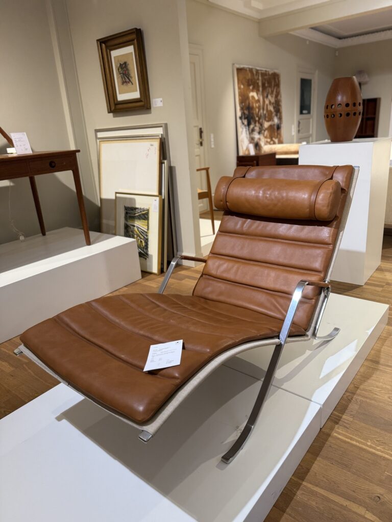 Już wkrótce przedstawię współpracę z duńską marką tkanin, która wchodzi na polski rynek. Warto obserwować.